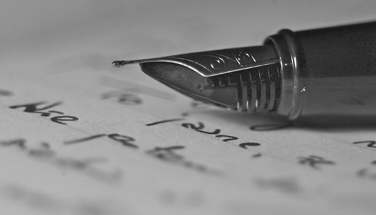 Sentence Signaling and Connectivity Enhances Your Writing Skills